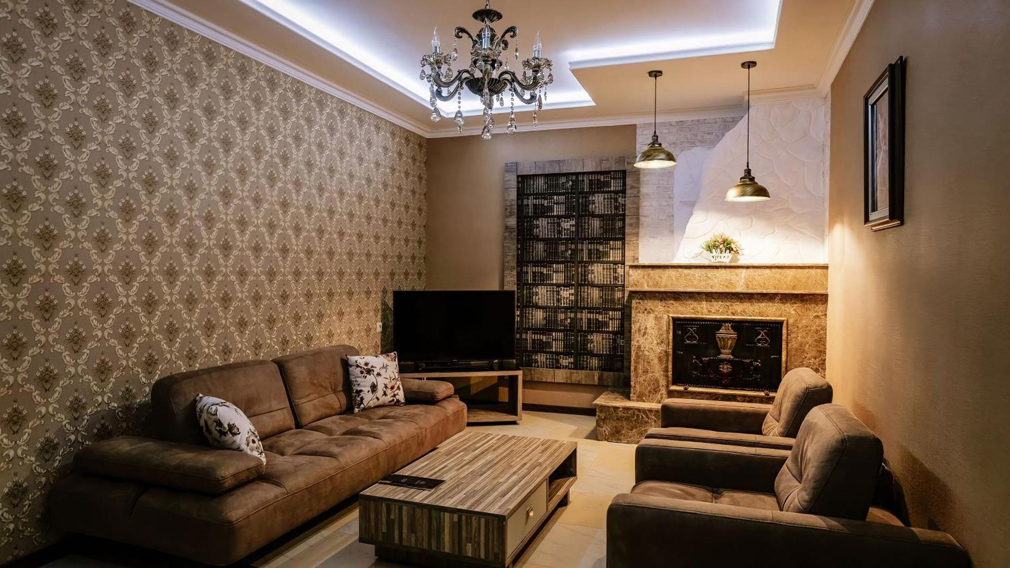 7 Rooms Hotel Tserovani المظهر الخارجي الصورة