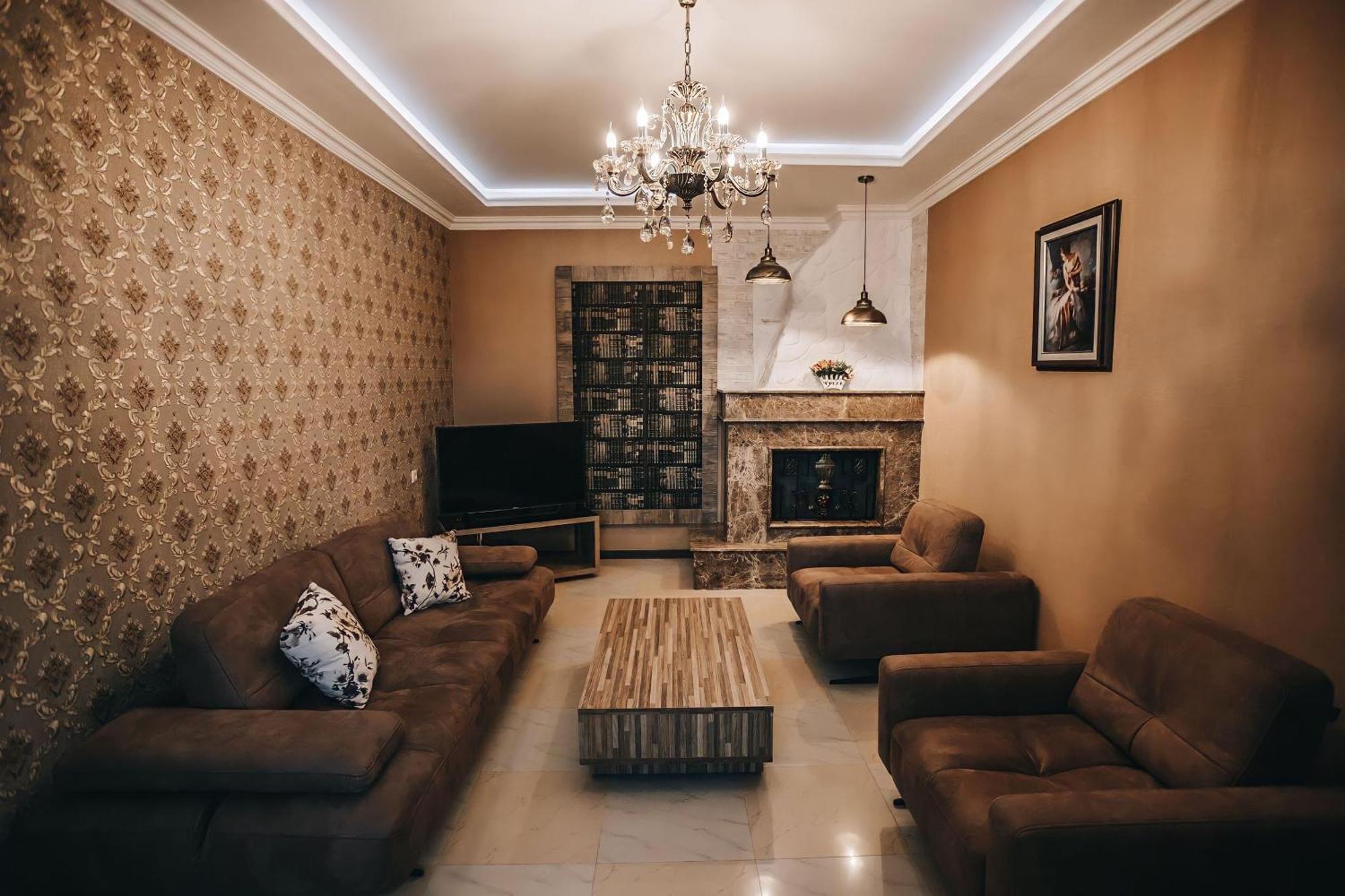 7 Rooms Hotel Tserovani المظهر الخارجي الصورة